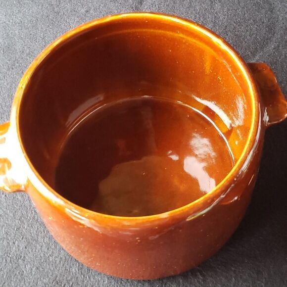 Vintage West Bend Orangy Brown Ceramic Bean Pot - Picture 3 of 10